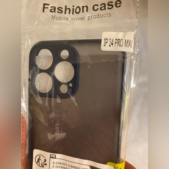 Black Phone Cover for IPhone 14 ProMax - Picture 3 of 4